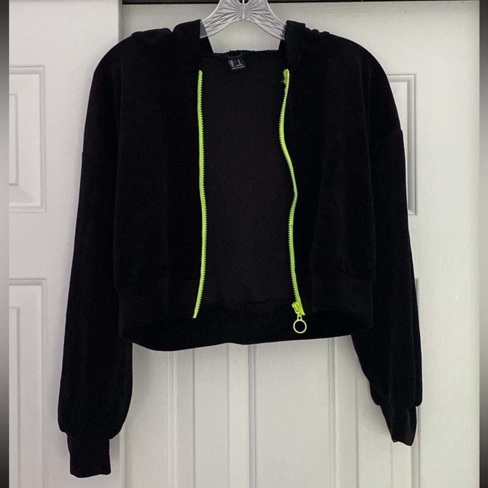 Black Velvet Zip-up Crop Hoodie